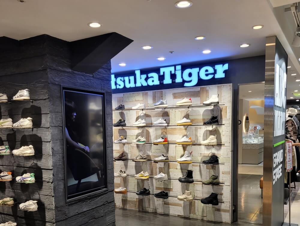 鬼塚虎 onitsukatiger