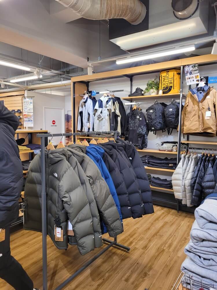 nikeshoes adidasoriginals newbalance pgatoursuperstore doubleeagle l-breath snowpeak montbell KEEN keenshoes thenorthface thenorthfacejp Columbia supersportsxebio